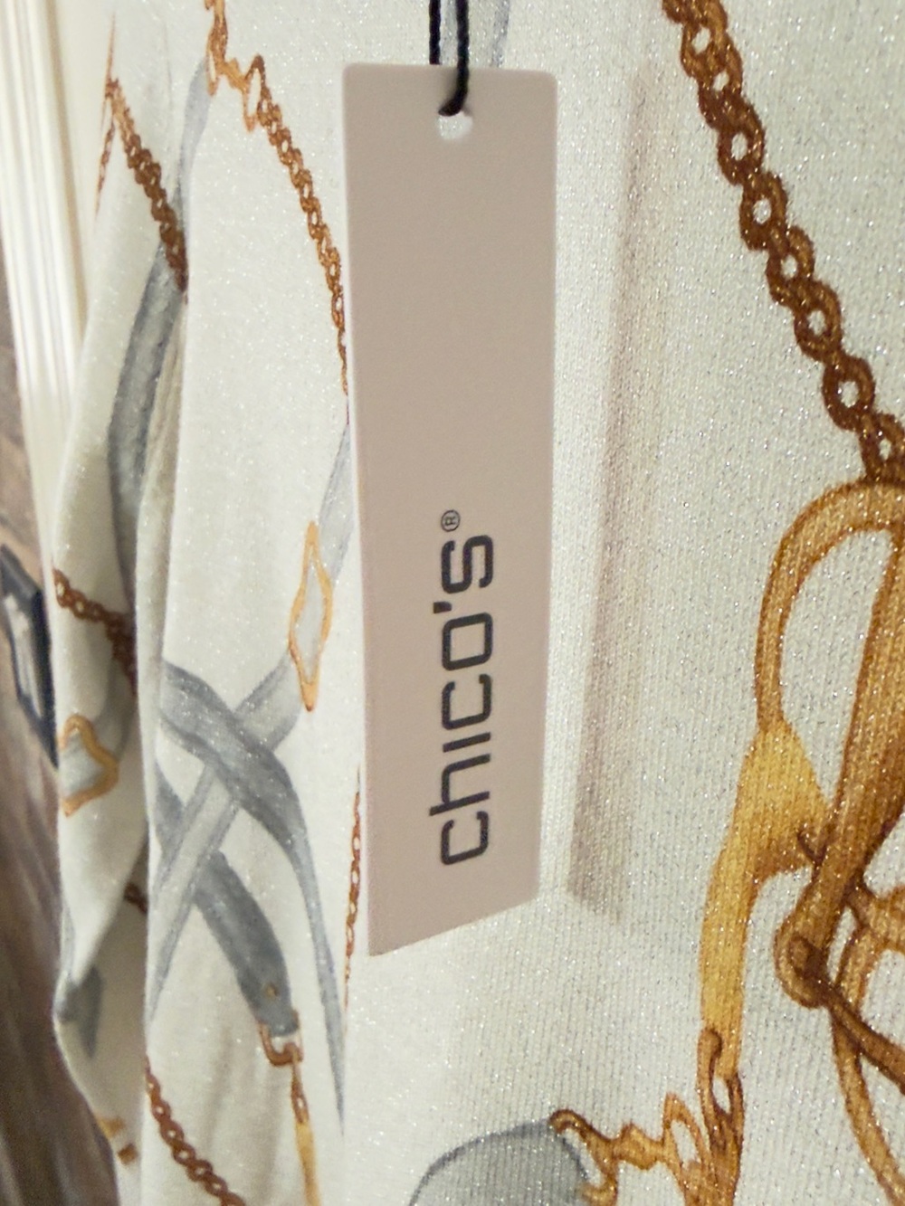 Chico’s Metallic Knit Equestrian Print Sweater Size 0 Cream Gold Gray - Picture 6 of 9